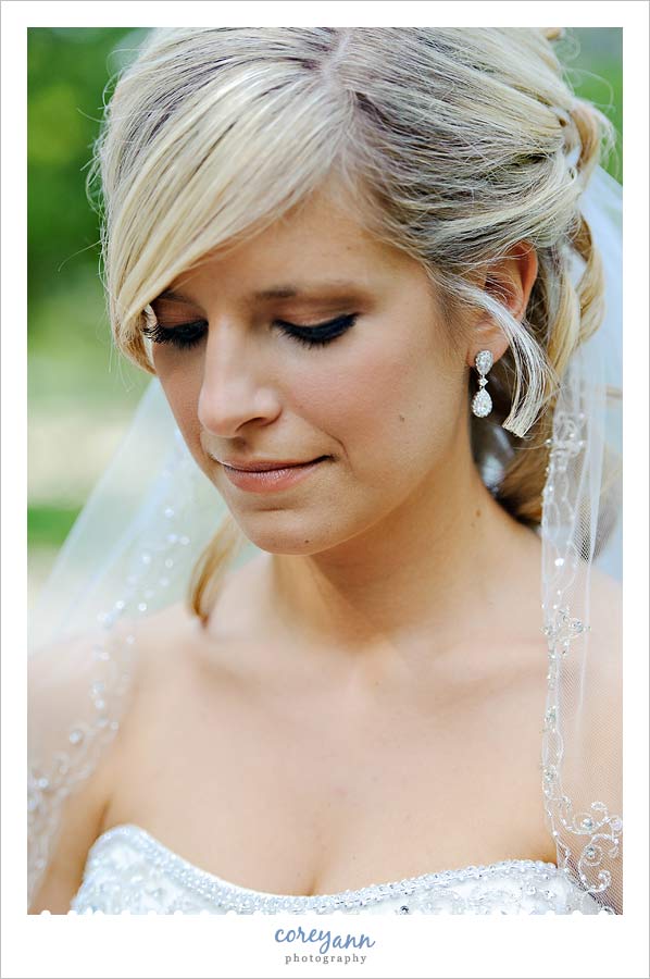 bridal portrait in northeast ohio