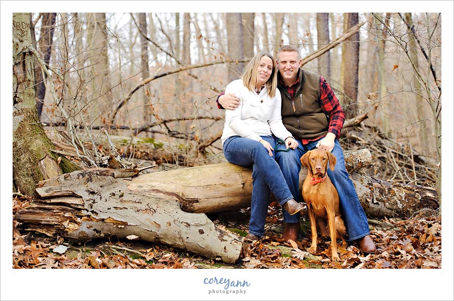 family portrait with dog in hartville ohio