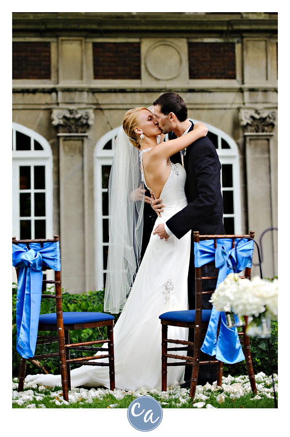 first kiss at the glidden house in Cleveland