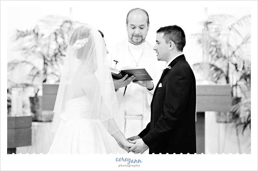 bride and groom vows calvary lutheran church in parma ohio