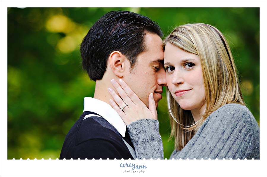 engagement picture at mill run metropark in youngstown