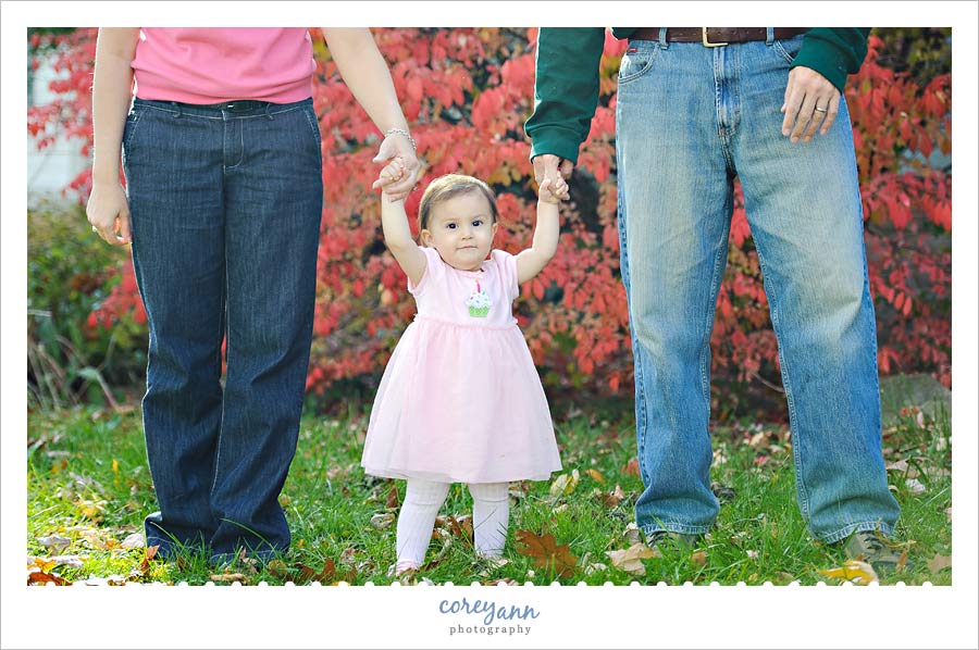 Miss Margaux | 1 Year family portrait outside in delaware ohio