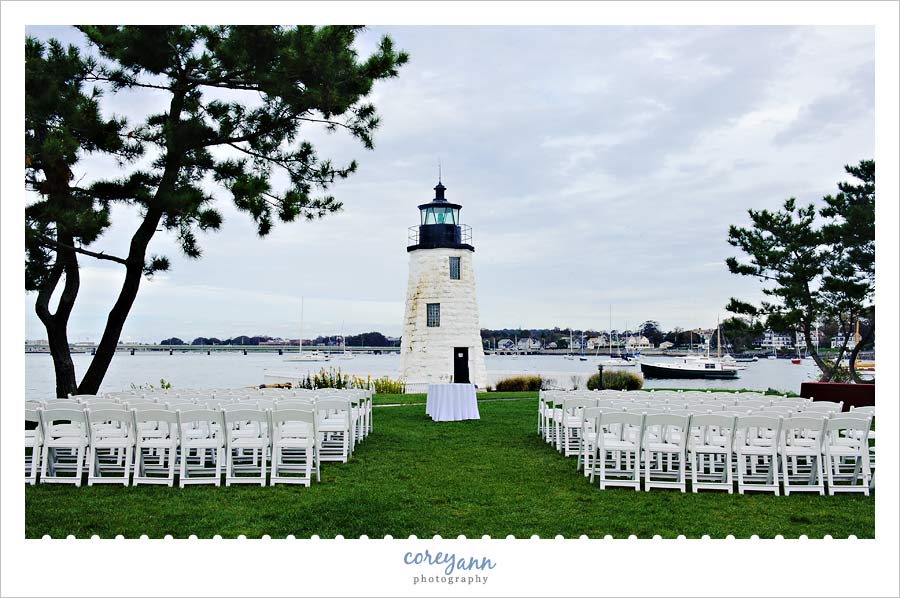wedding ceremony at the newport harbor lighthouse in newport rhode island