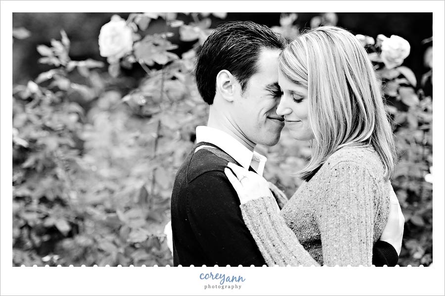  engagement session at mill run metropark in youngstown