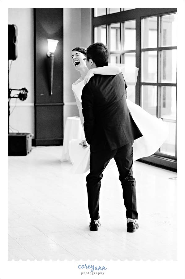 bride and groom choreographed first dance